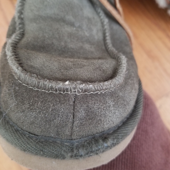 Ugg Boots. Size 7. Good Condition - Picture 9 of 12